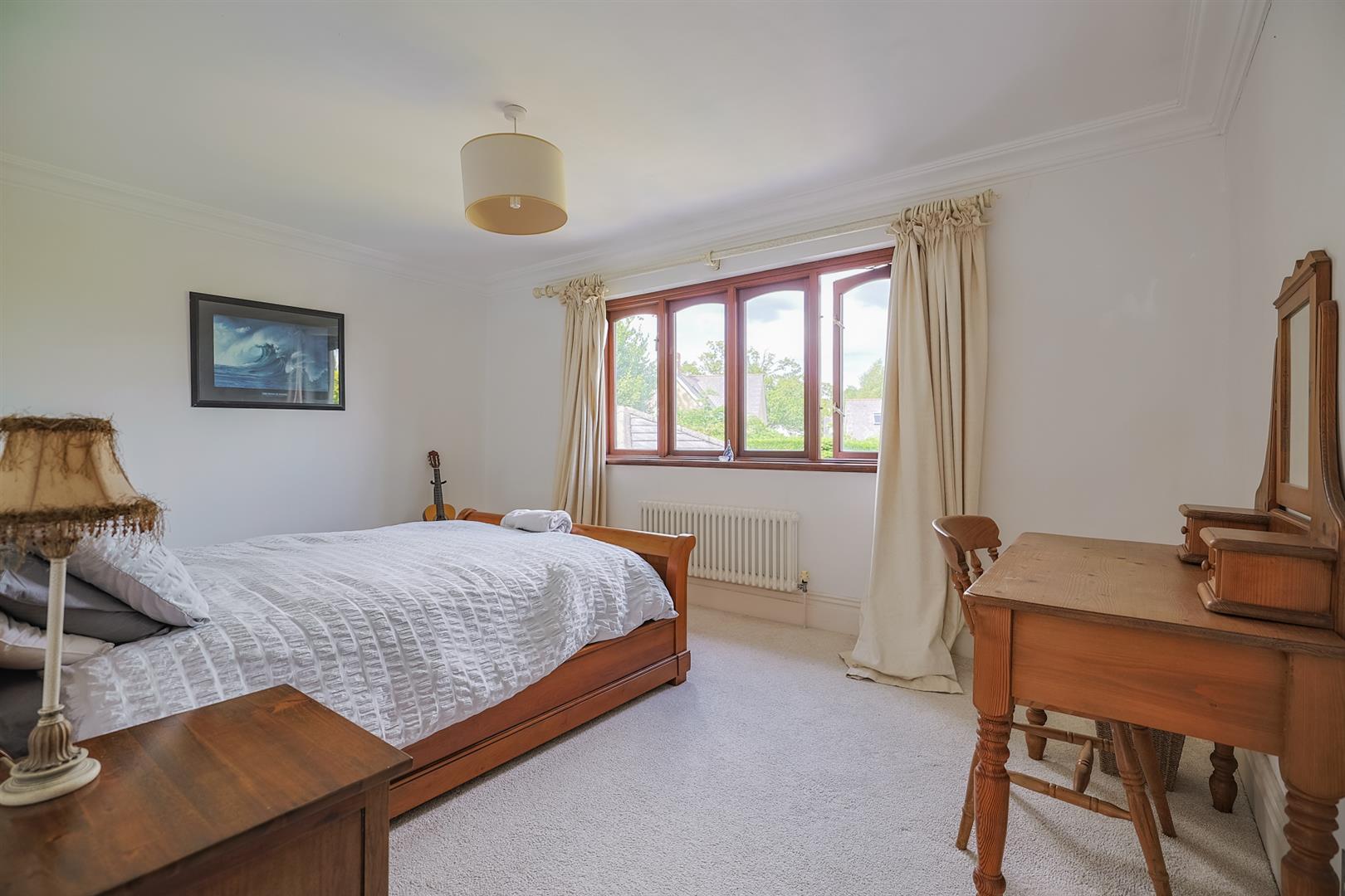 4 Palmyra Court, West Cross, Swansea, SA3 5TJ